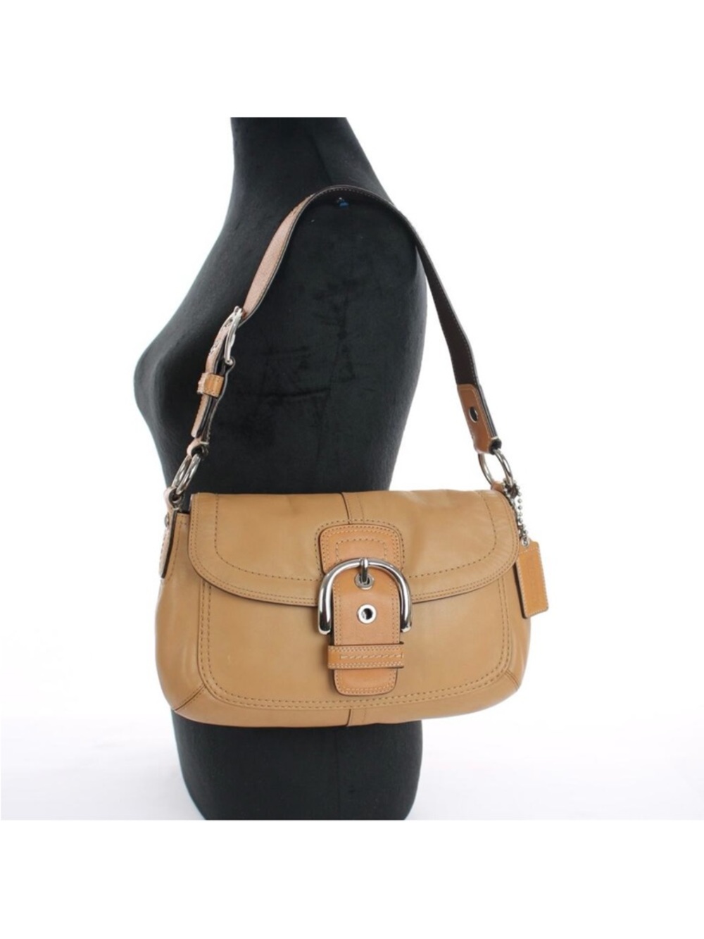 Coach Soho Leather Flap
Shoulder Bag Camel Buckle
Strap Vintage Y2K - Picture 14 of 14